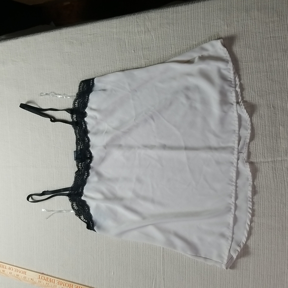 Rue 21 top medium - Picture 1 of 3